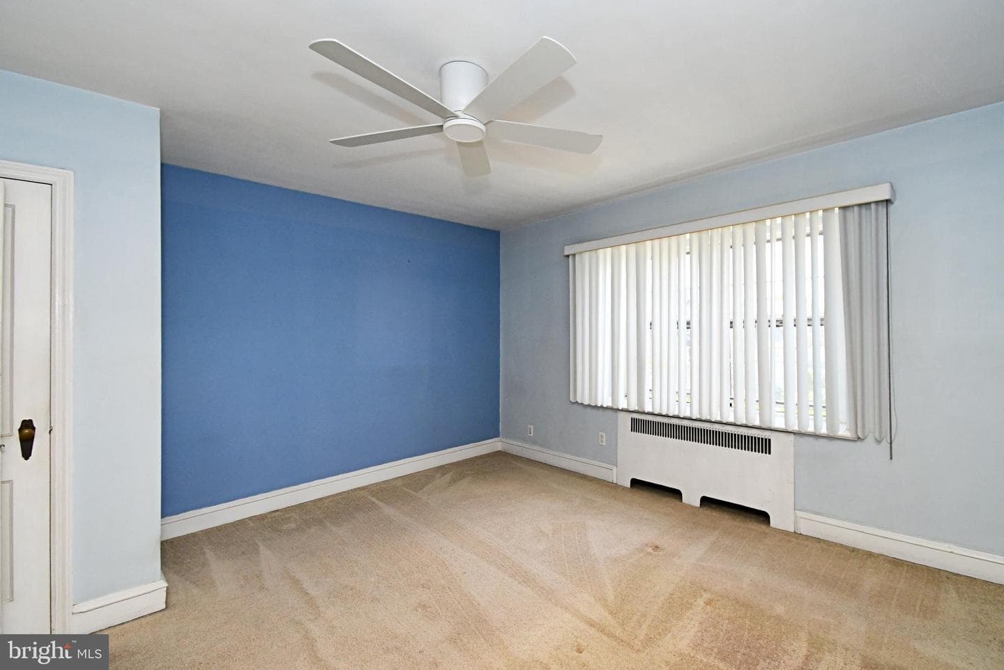 3323 Sheffield Avenue photo 29