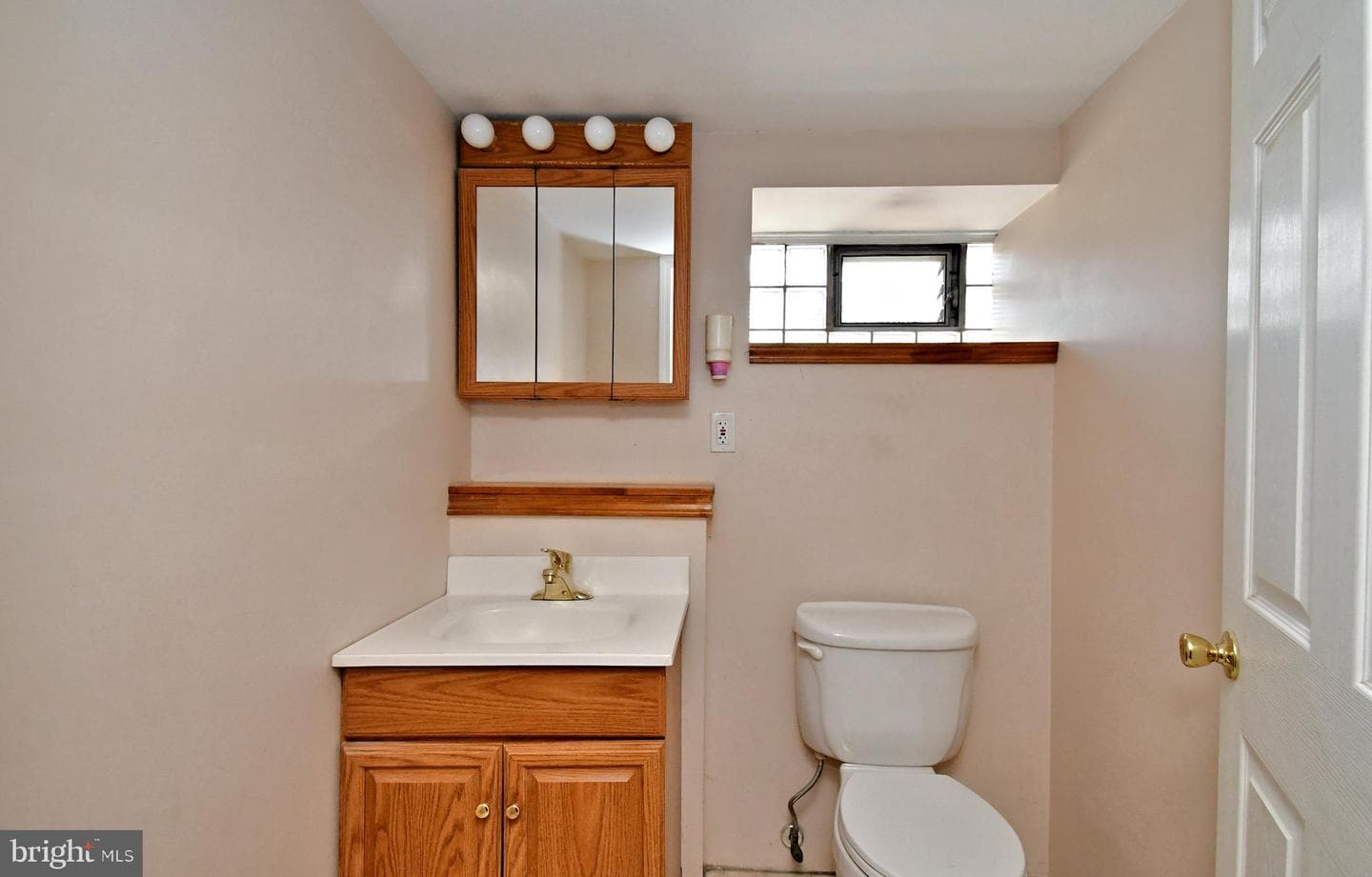 3323 Sheffield Avenue photo 40