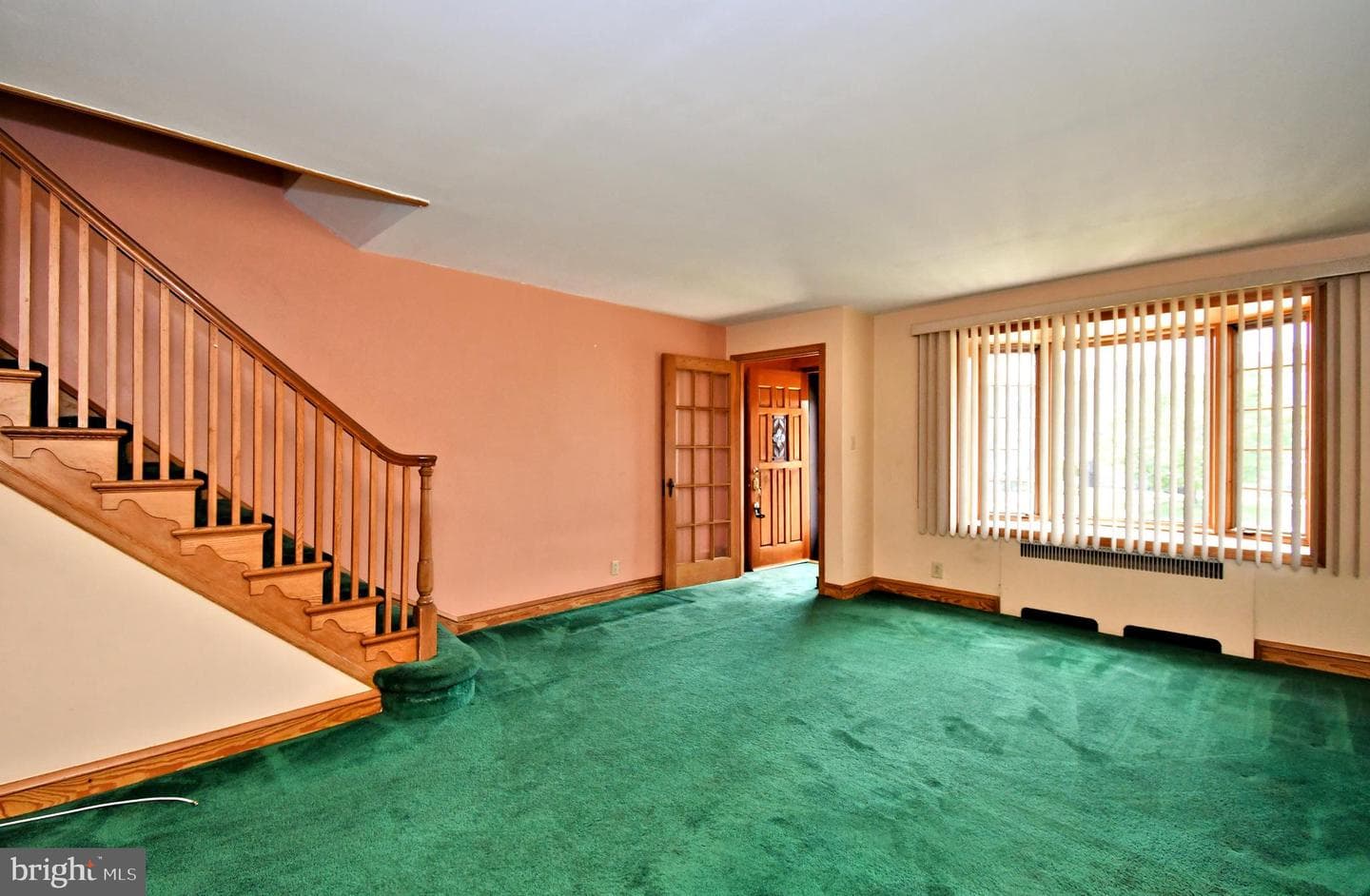 3323 Sheffield Avenue photo 6