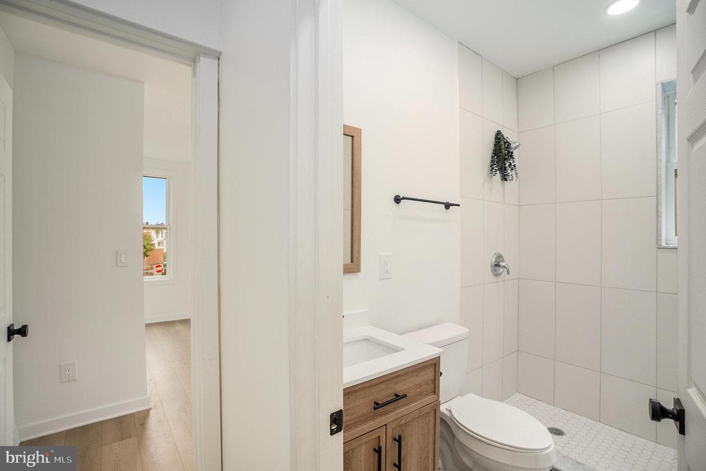 4429 Greene Street photo 17