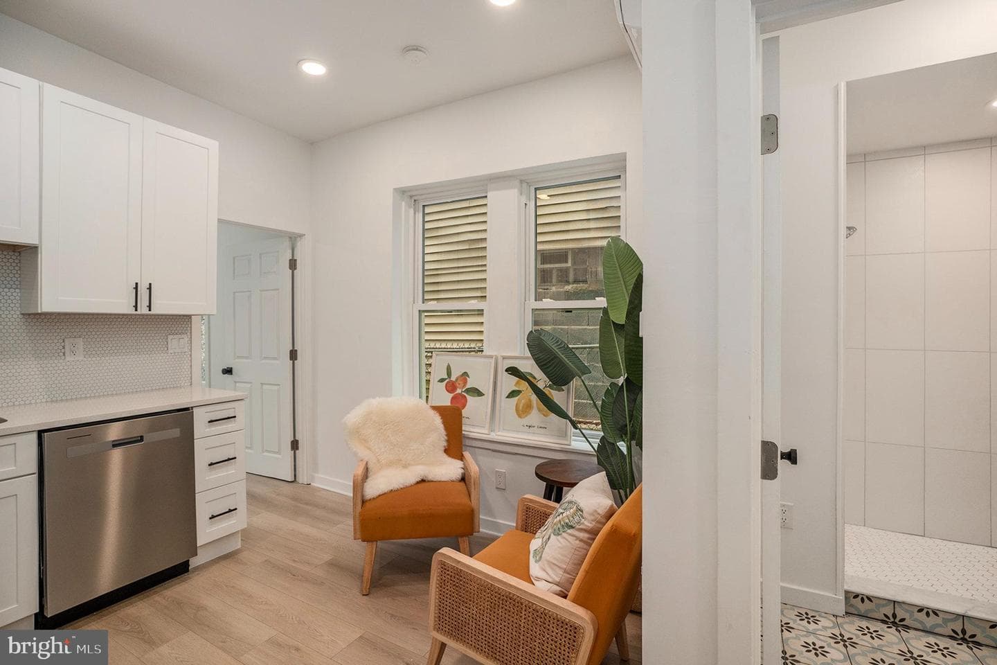 4429 Greene Street photo 3