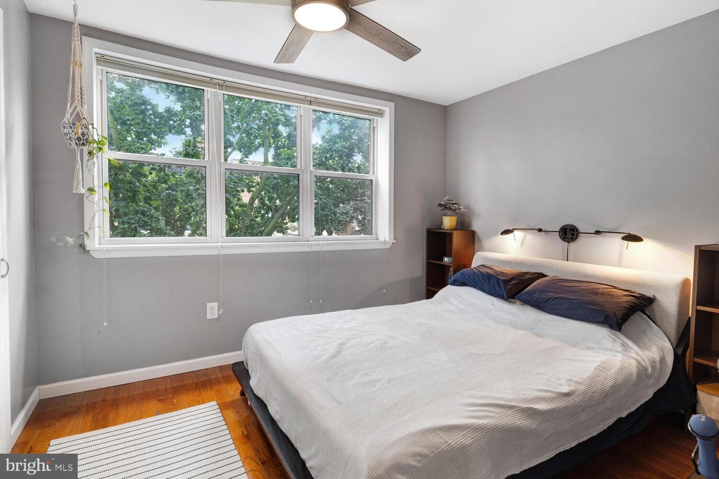 2937 S Sydenham Street photo 15