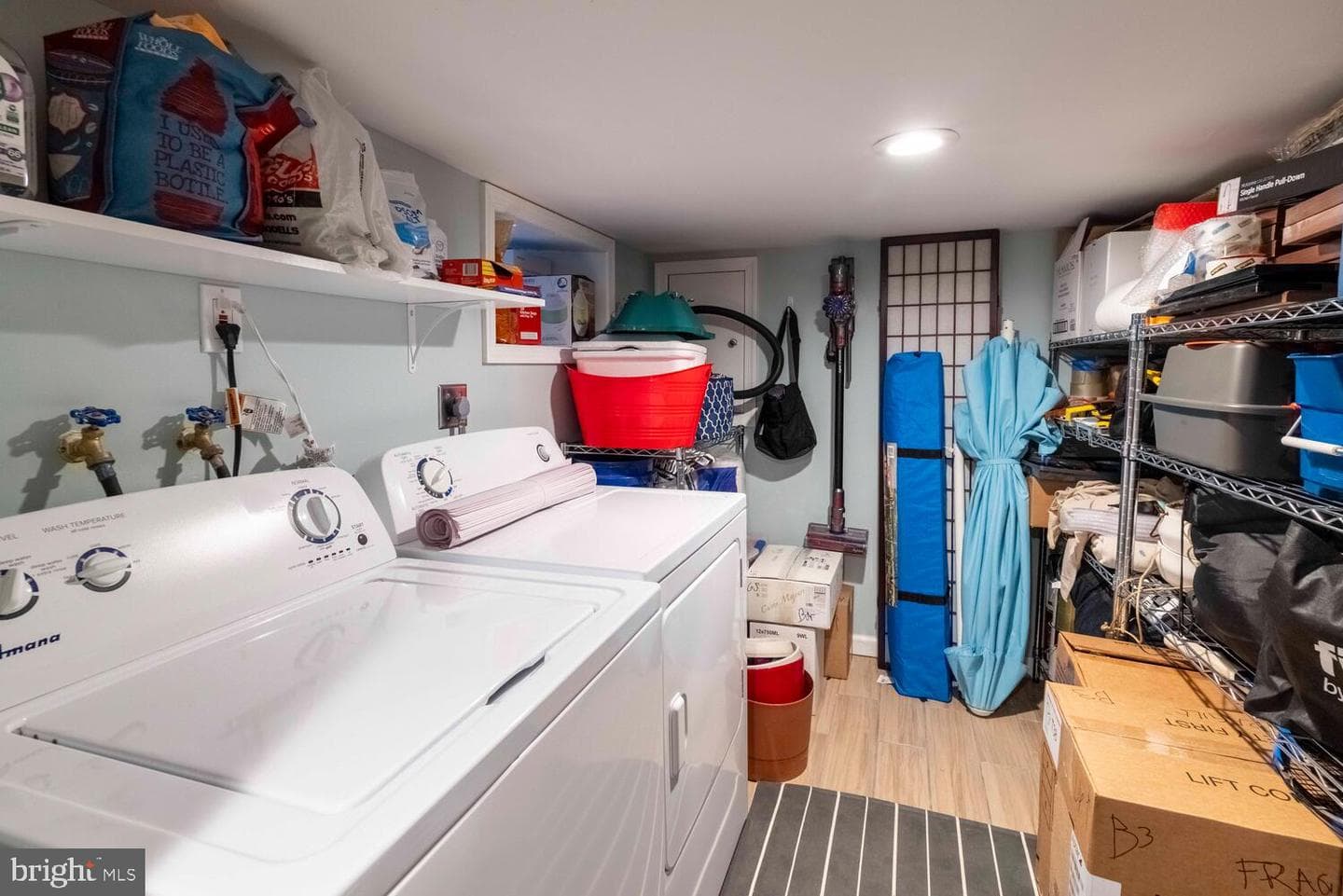 2937 S Sydenham Street photo 22