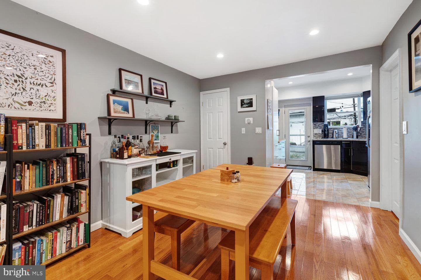 2937 S Sydenham Street photo 7