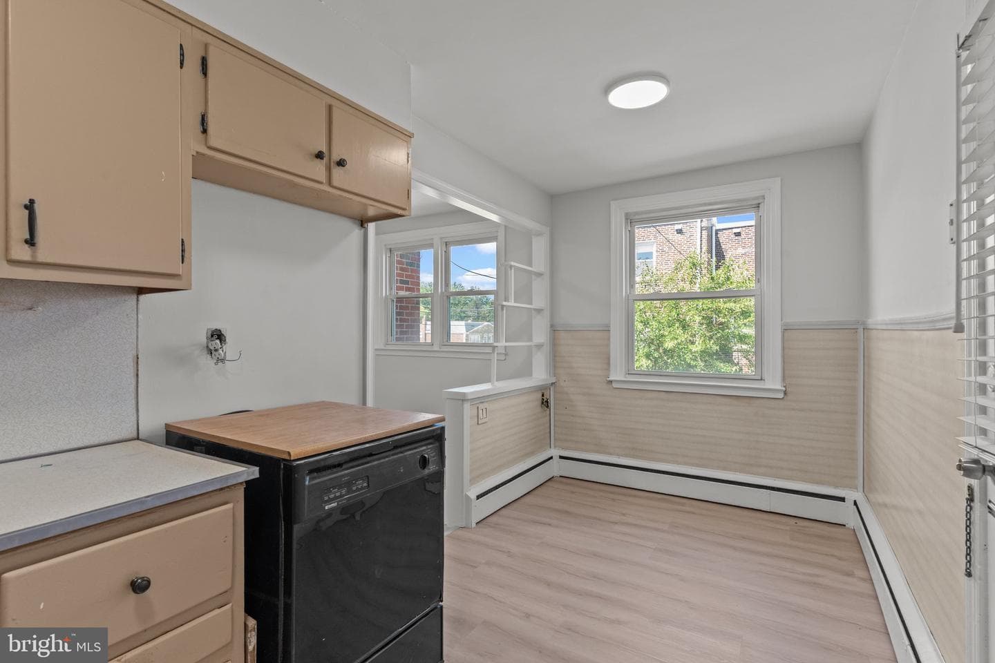 1703 Danforth Street photo 11