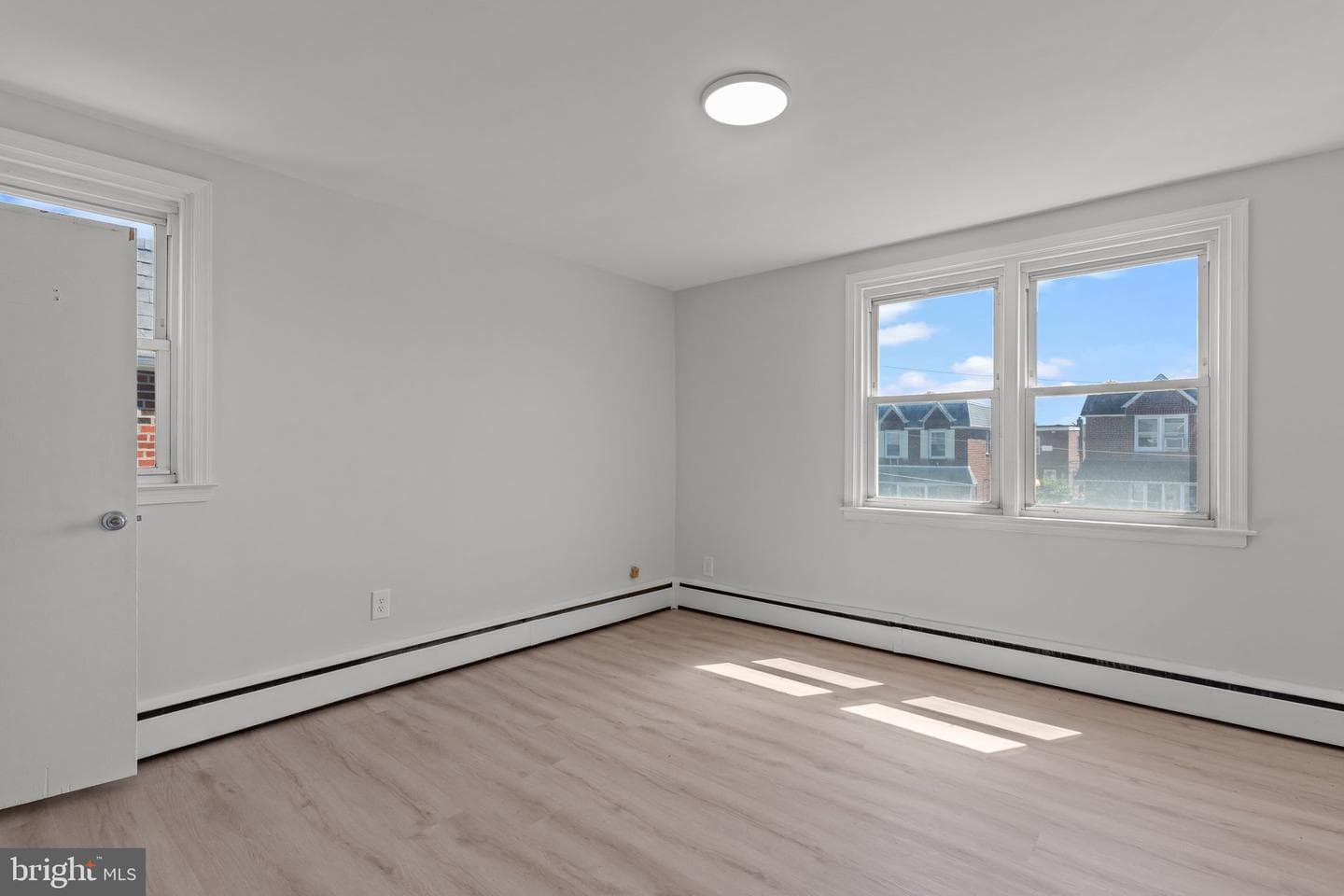 1703 Danforth Street photo 16