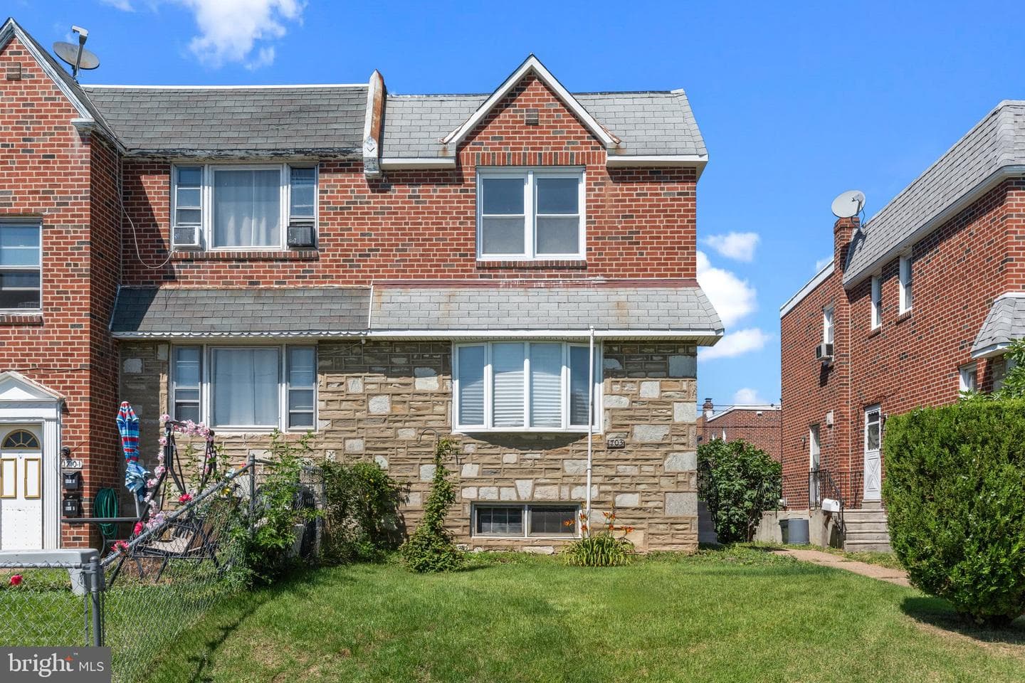 1703 Danforth Street photo 2