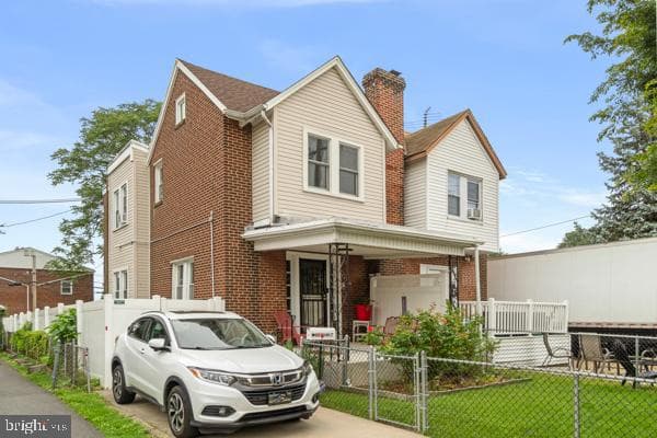825 Rhawn Street photo 1