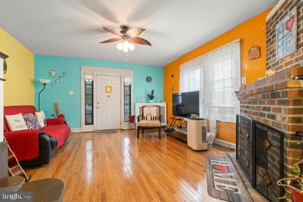 825 Rhawn Street photo 3