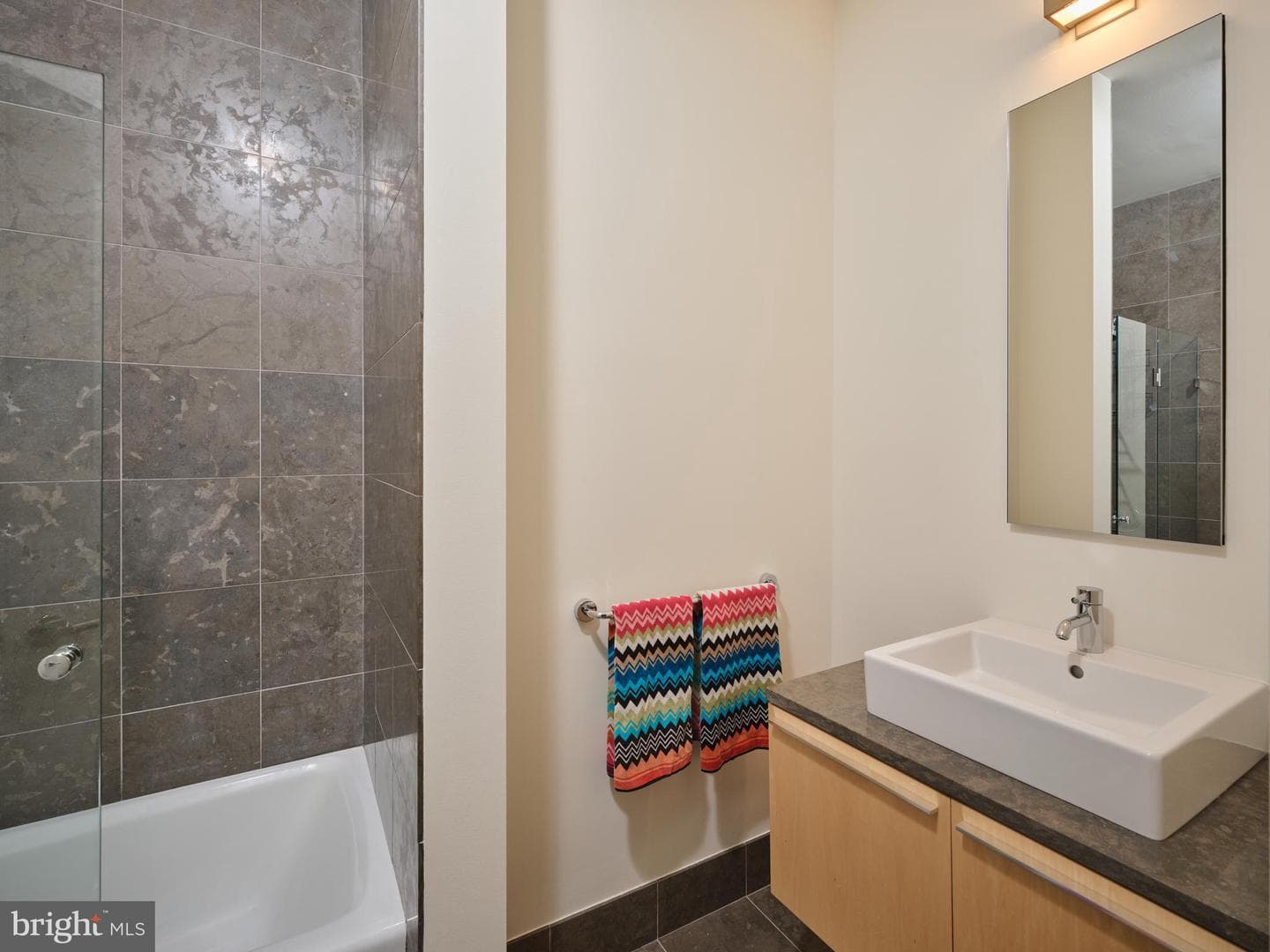 210 W Washington Square #12nw photo 20