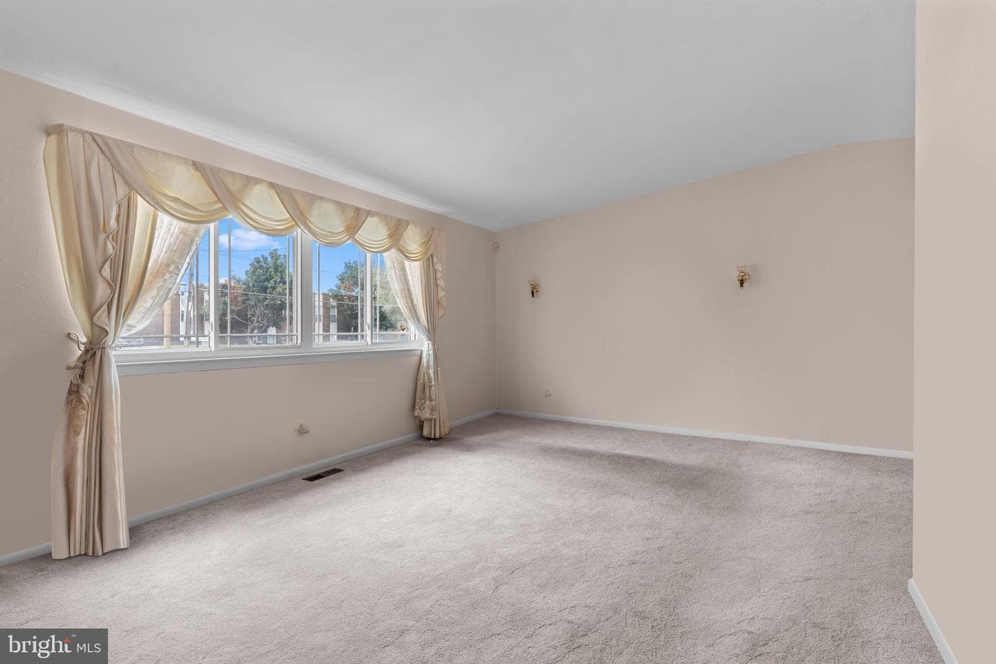9837 Haldeman Avenue photo 4