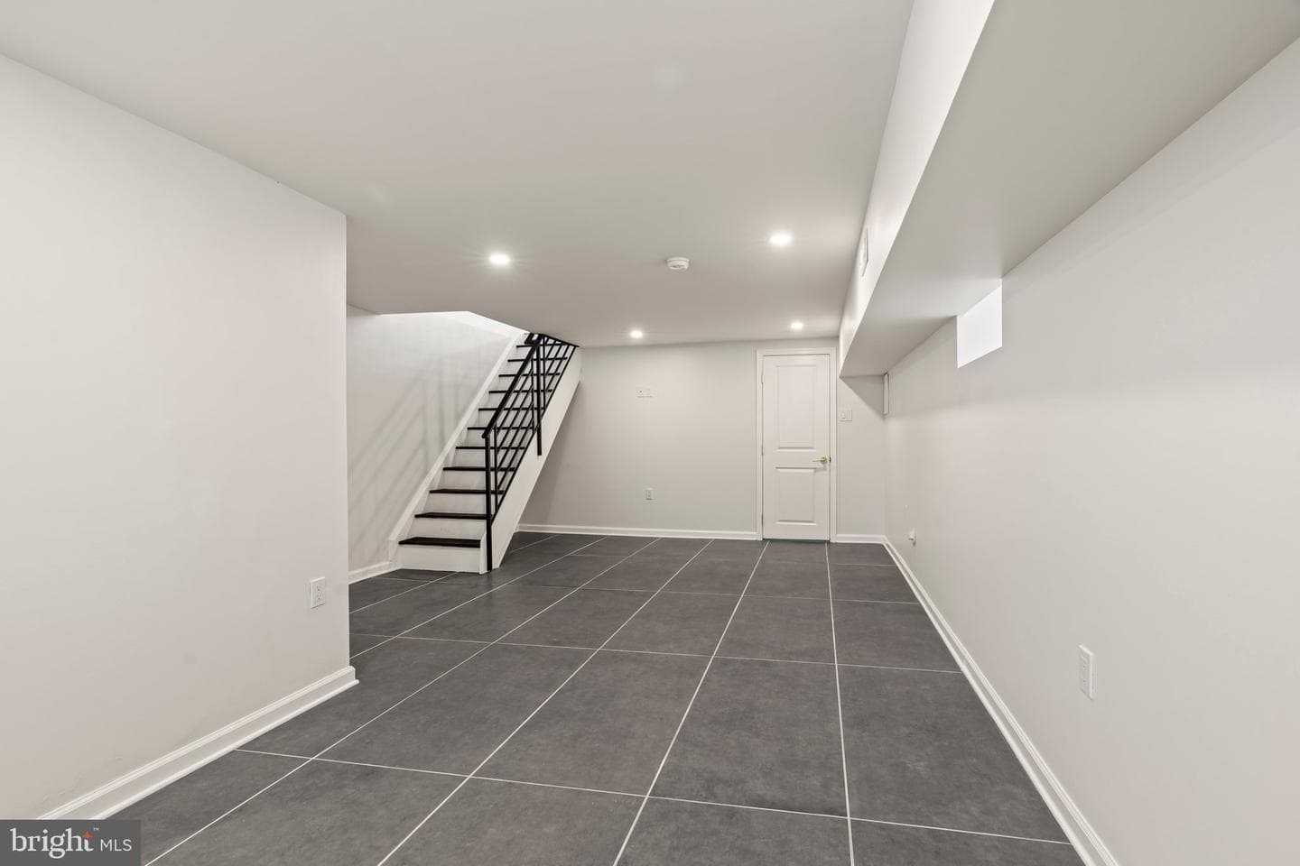 928 E Hortter Street photo 32