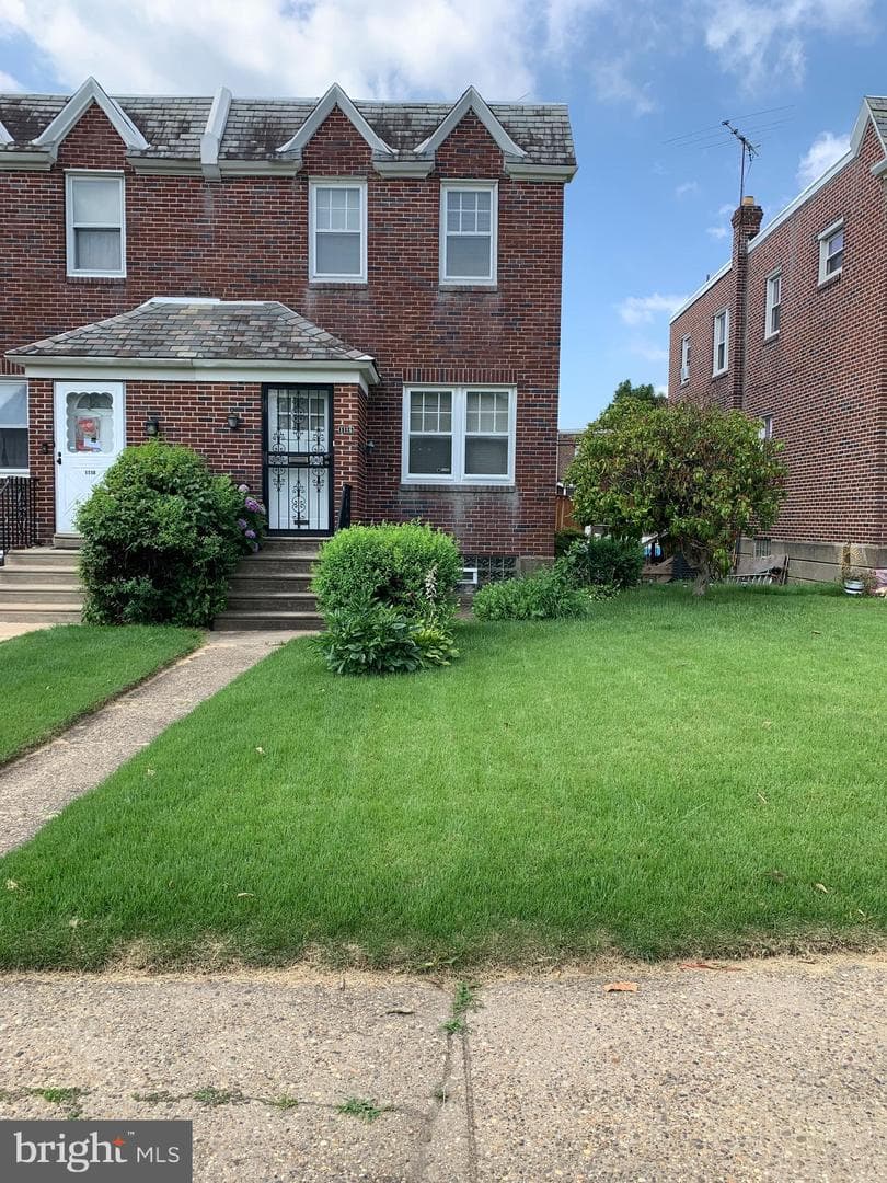 1116 Unruh Avenue photo 1
