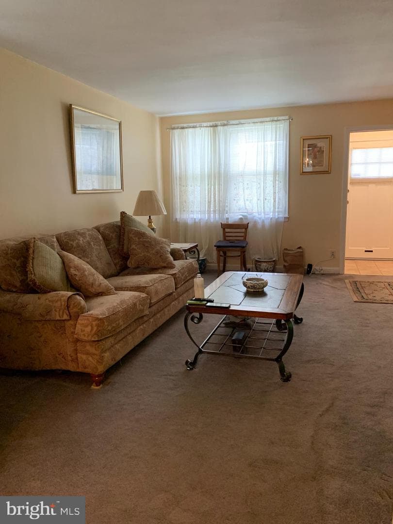 1116 Unruh Avenue photo 6