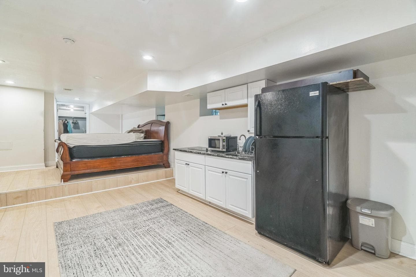 5044 Erringer Place photo 9