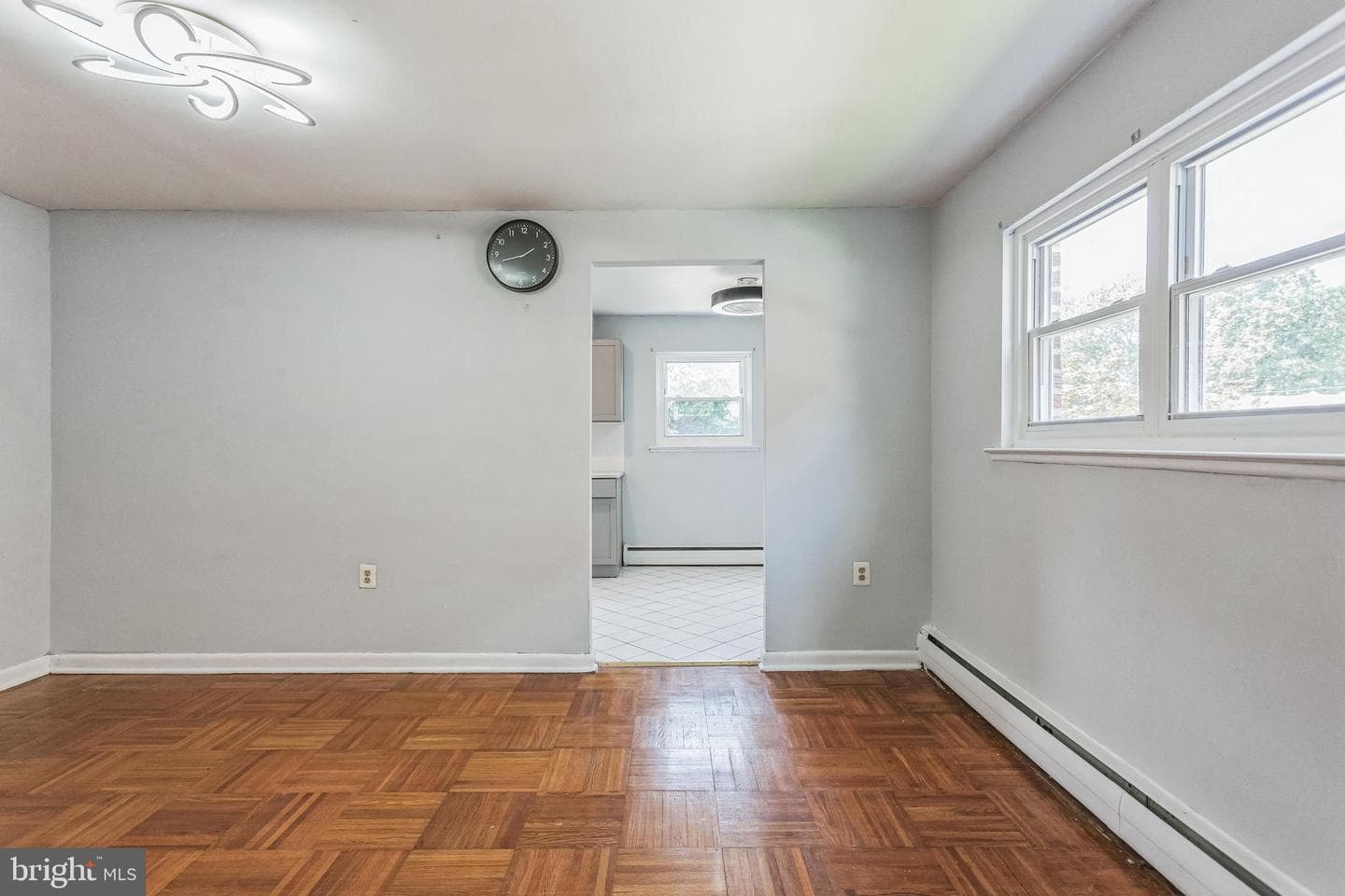 1125 Solly Avenue photo 8