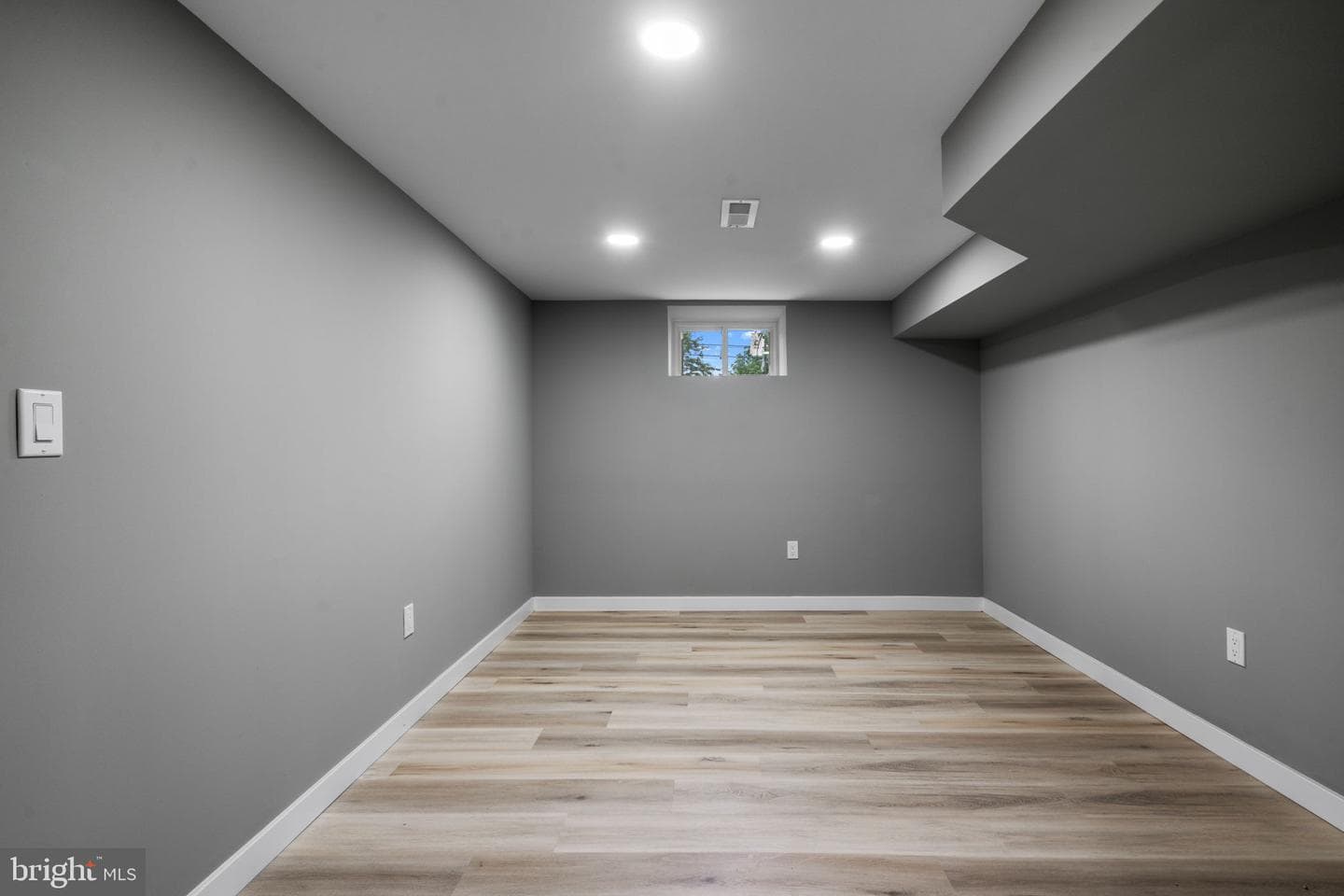 101 Overhill Avenue photo 28