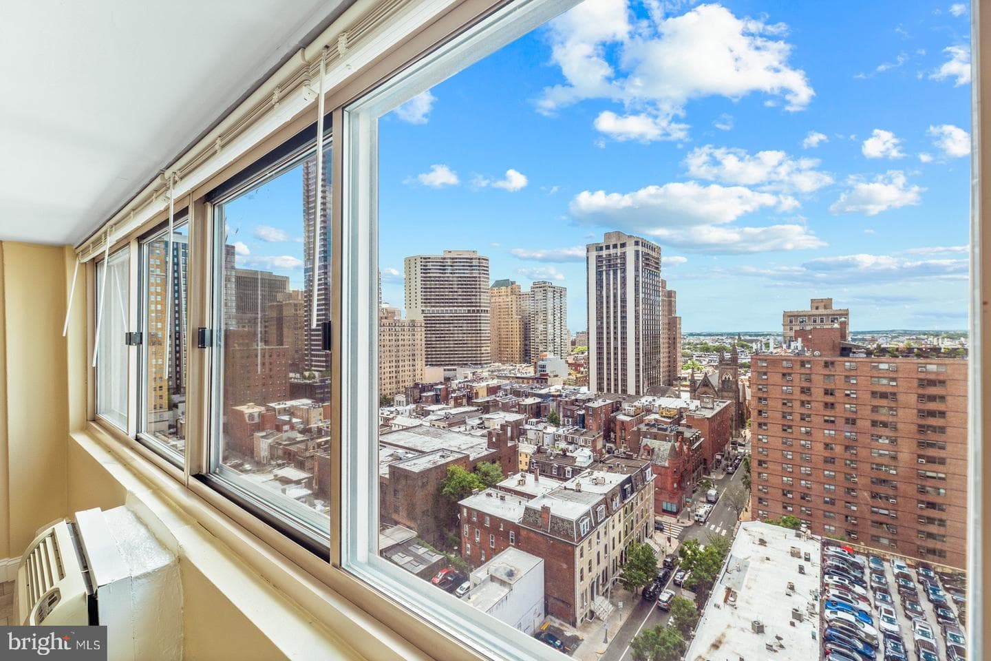 2101 Chestnut Street #1809 photo 5