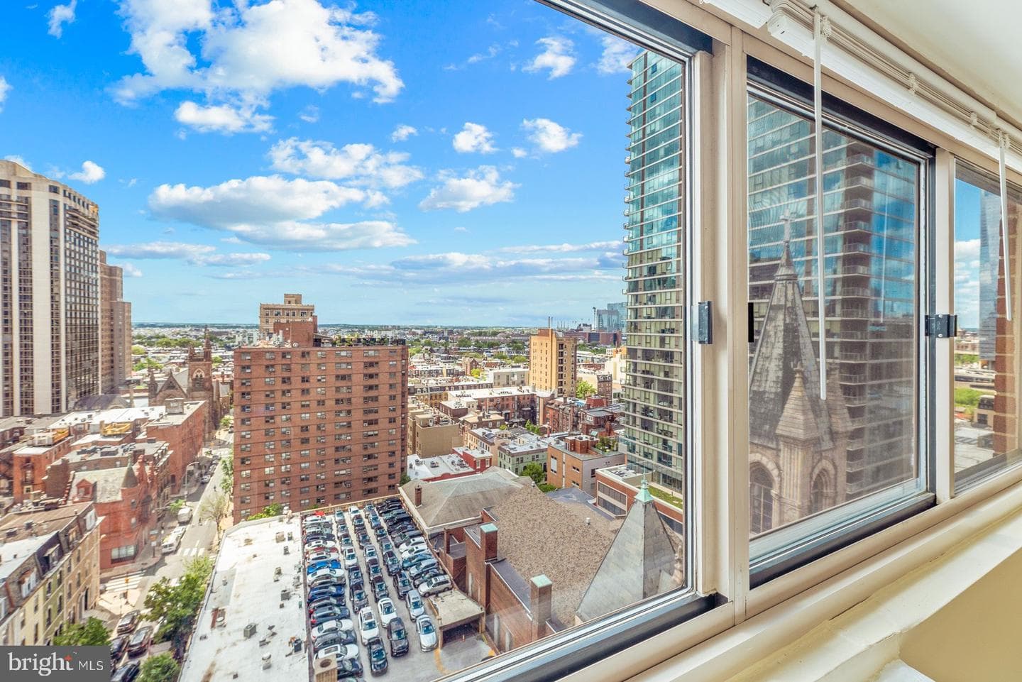 2101 Chestnut Street #1809 photo 6