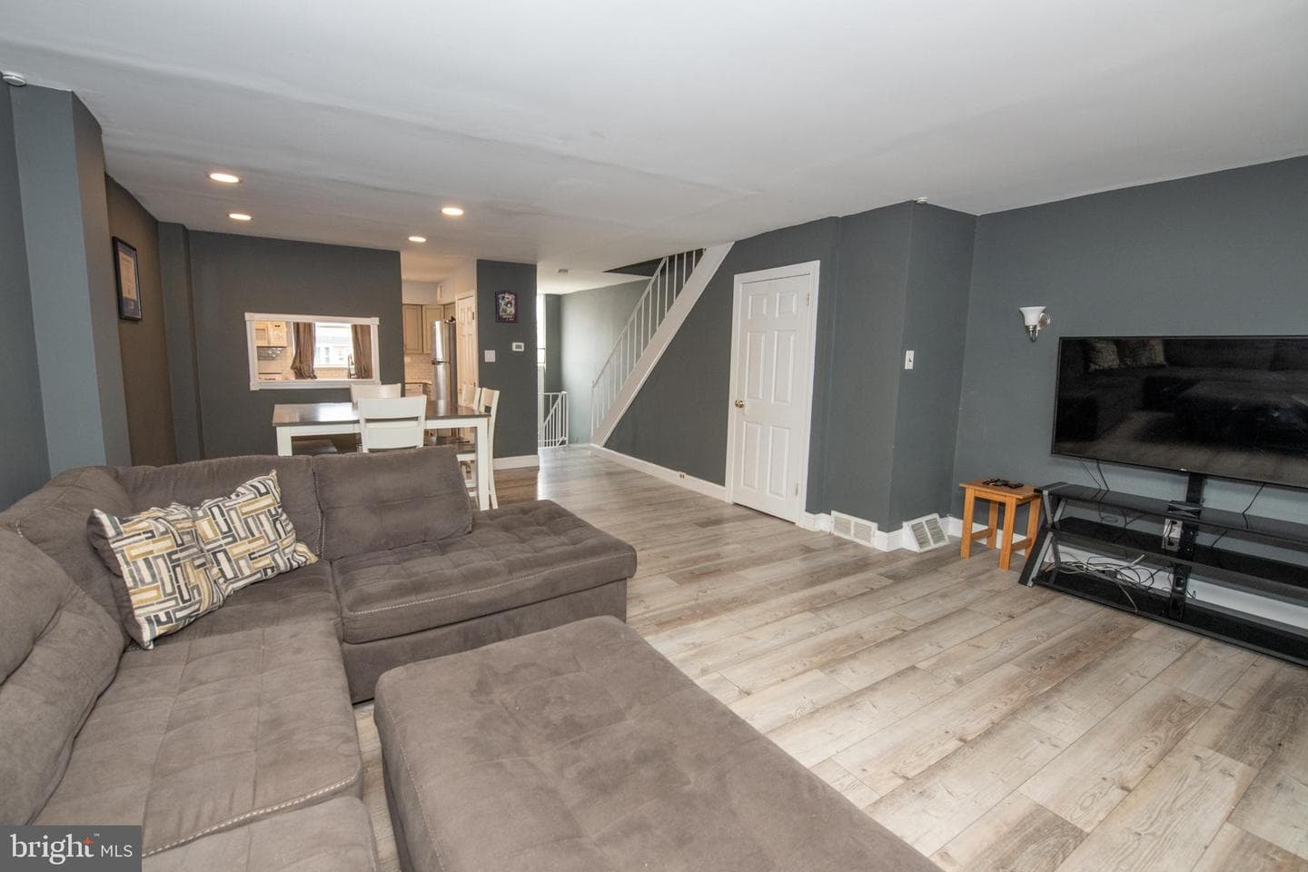 4207 Fairdale Road photo 10