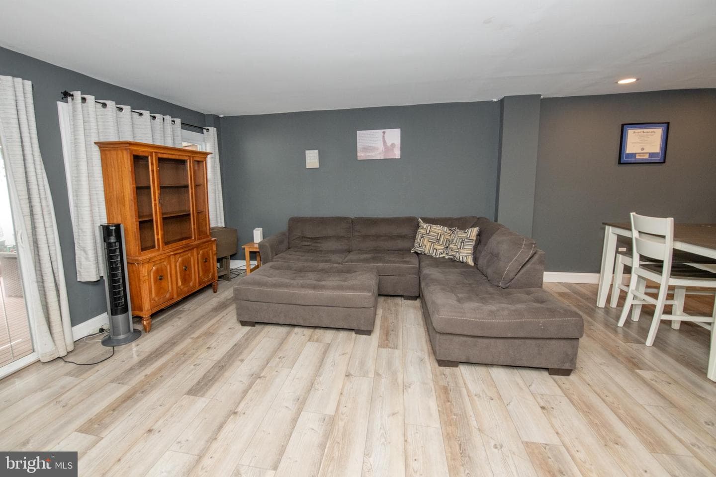 4207 Fairdale Road photo 8