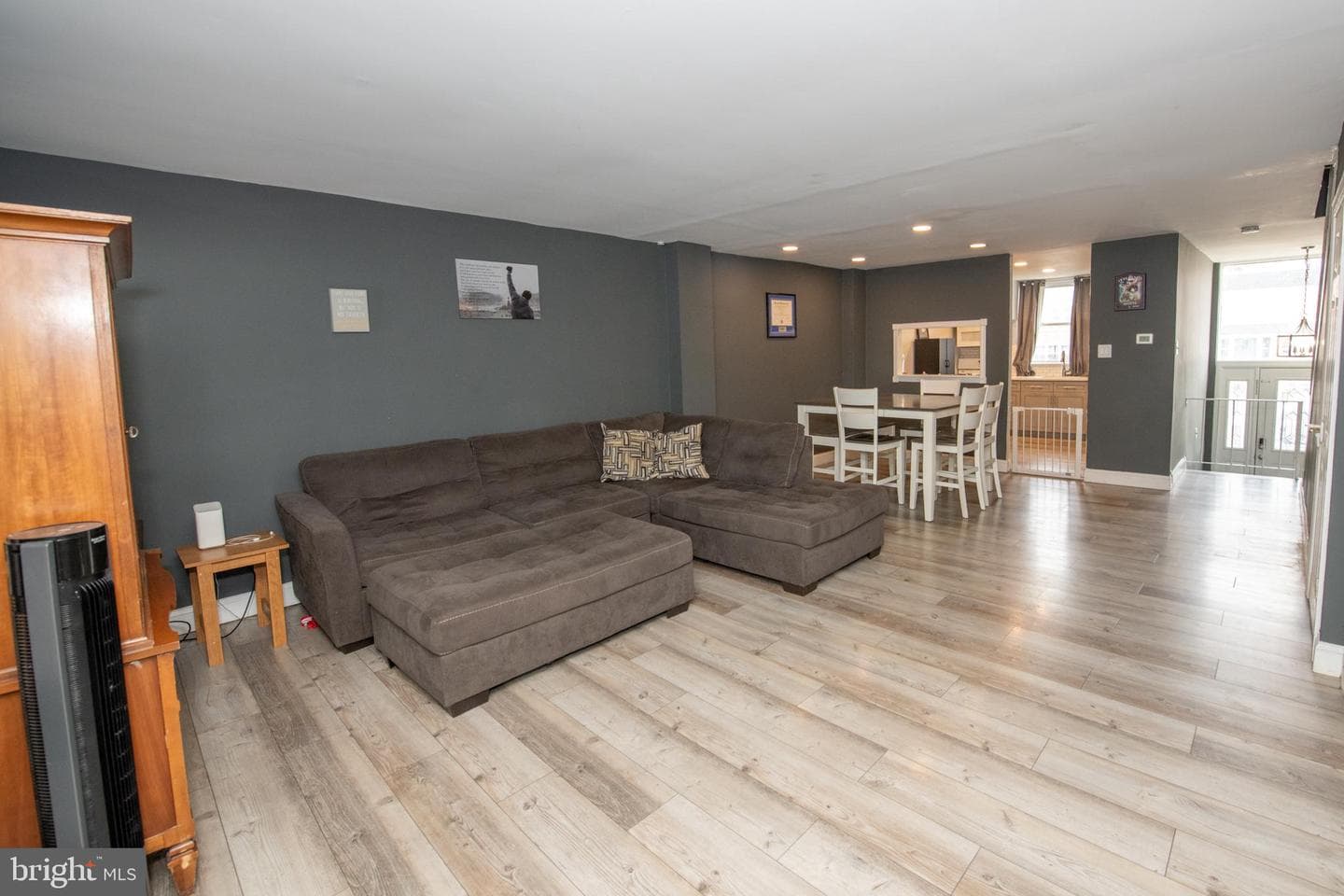 4207 Fairdale Road photo 9