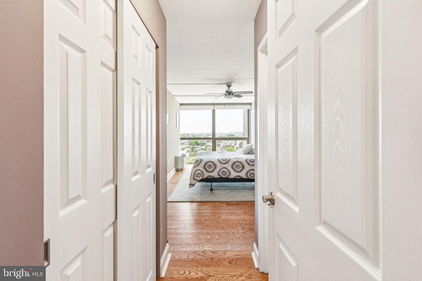 233 S 6th Street #1412b photo 15