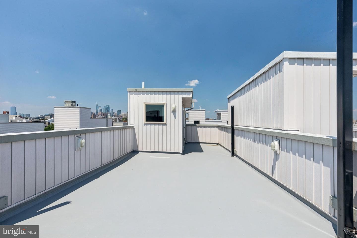 621 Moore Street photo 31