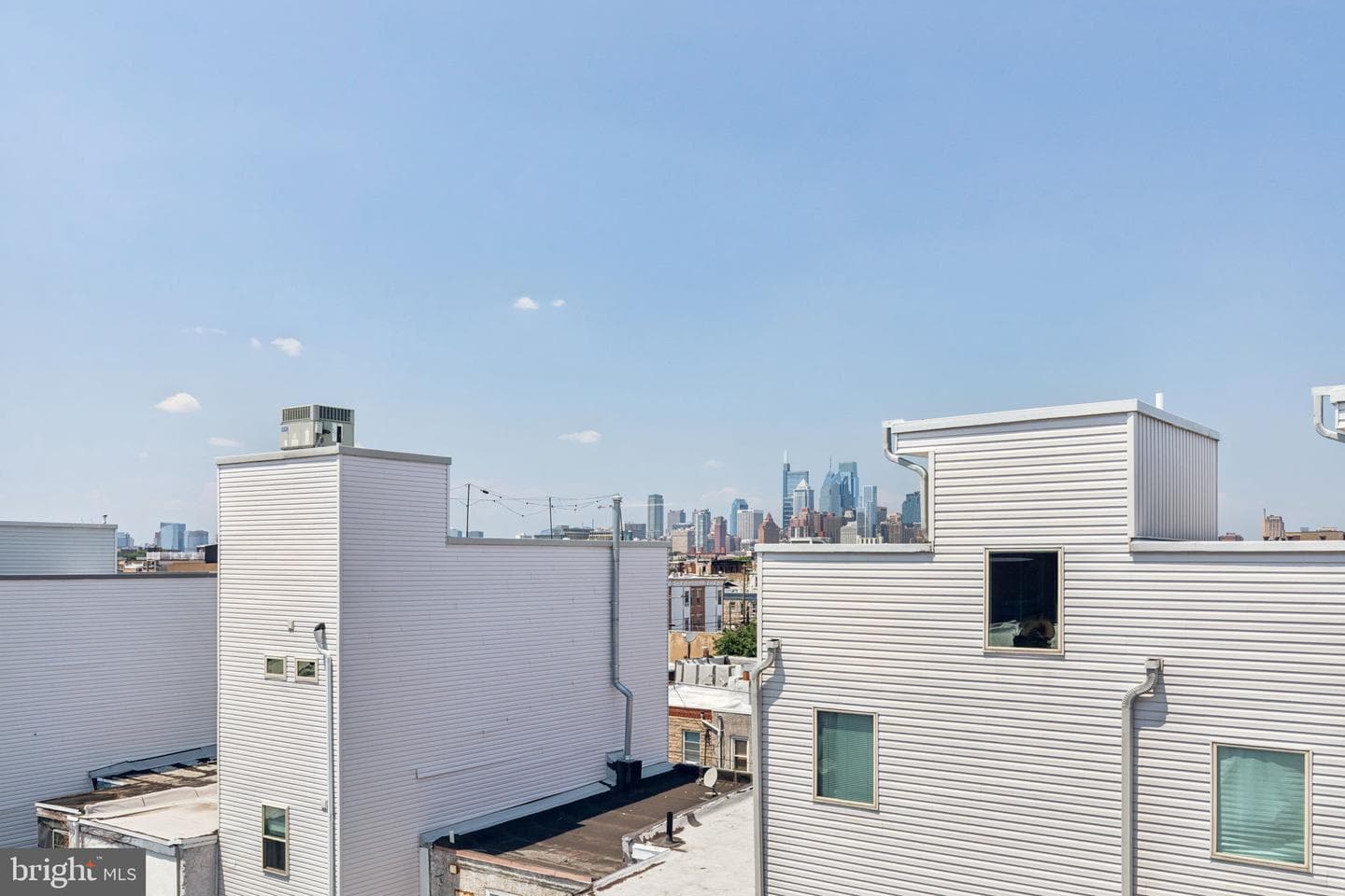 621 Moore Street photo 35