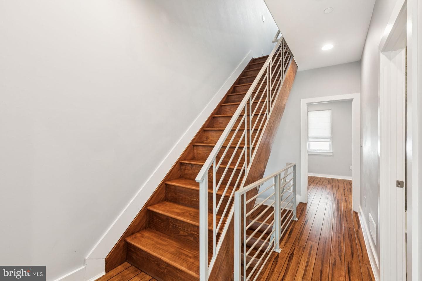 621 Moore Street photo 36