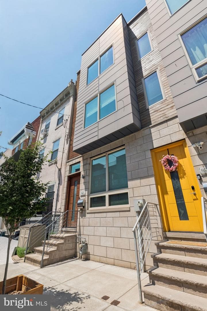621 Moore Street photo 48