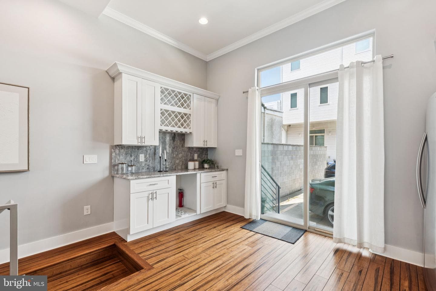 621 Moore Street photo 5