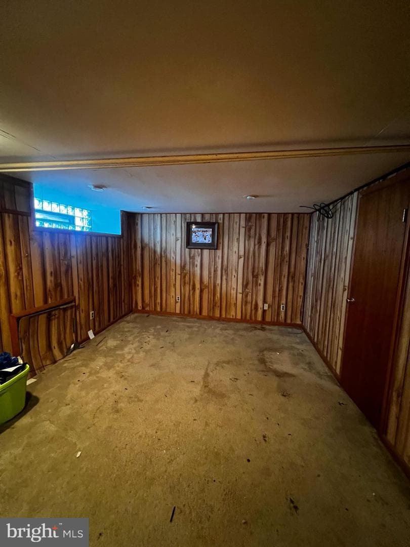 6038 Hasbrook Avenue photo 12