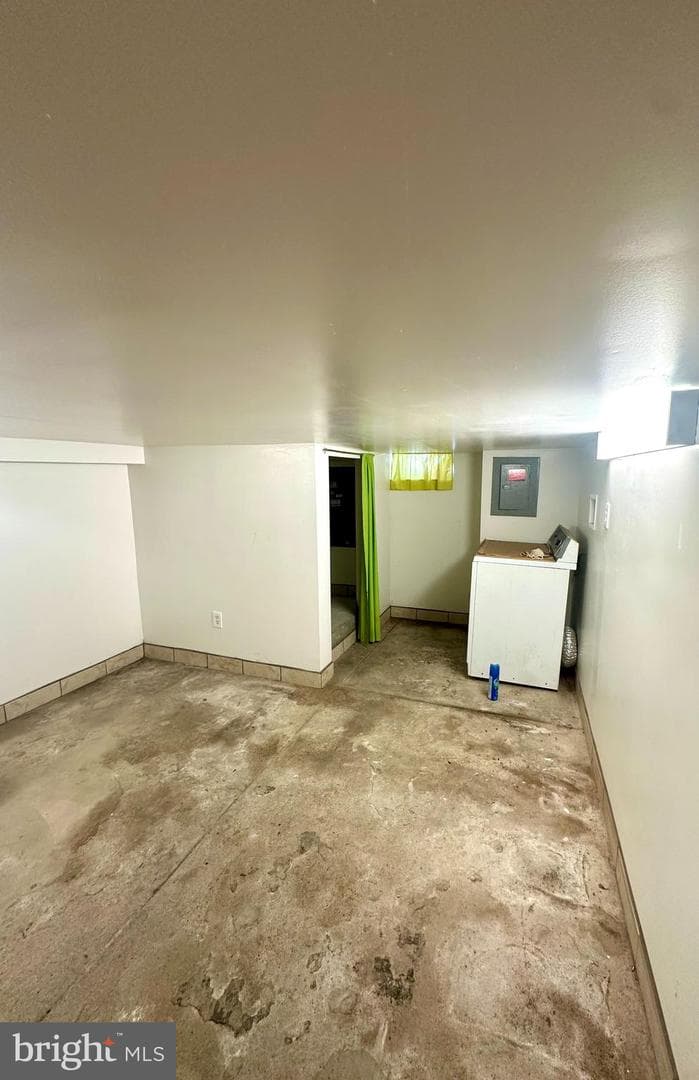 1748 S Chadwick Street photo 15