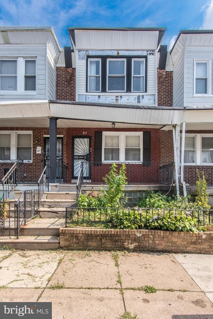 245 Widener Street photo 3