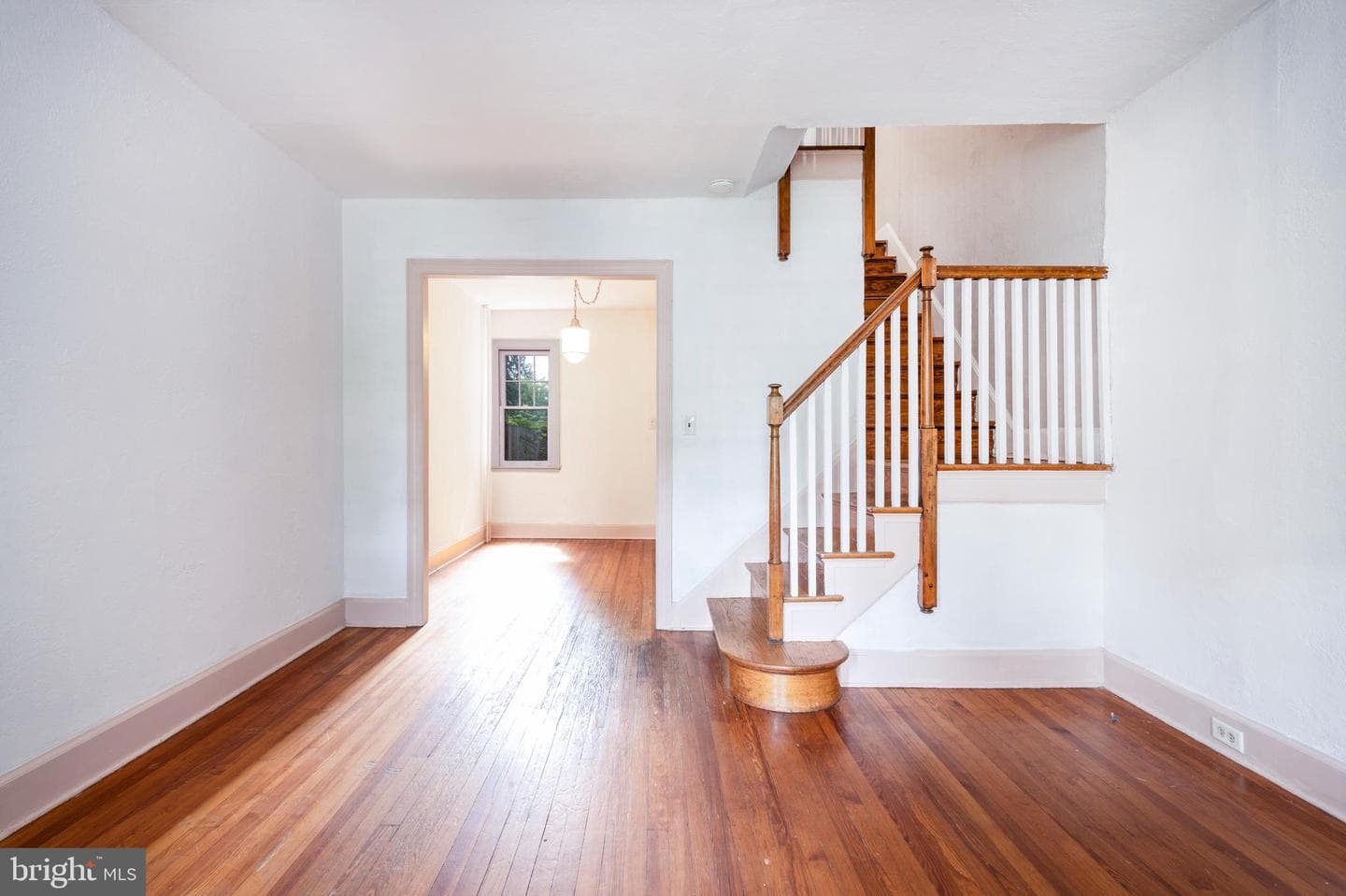 36 W Evergreen Avenue photo 5