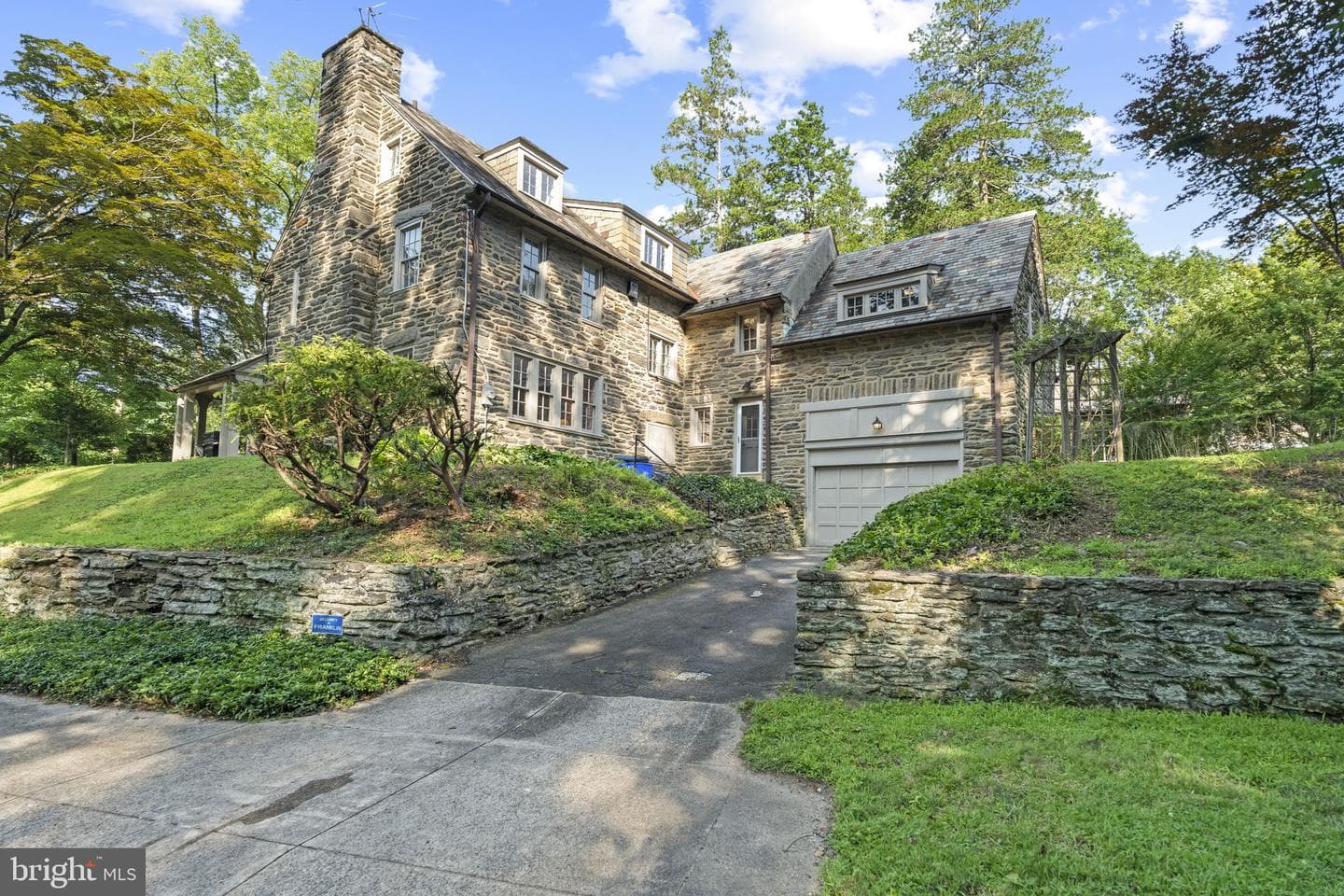 7101 Greene Street photo 11