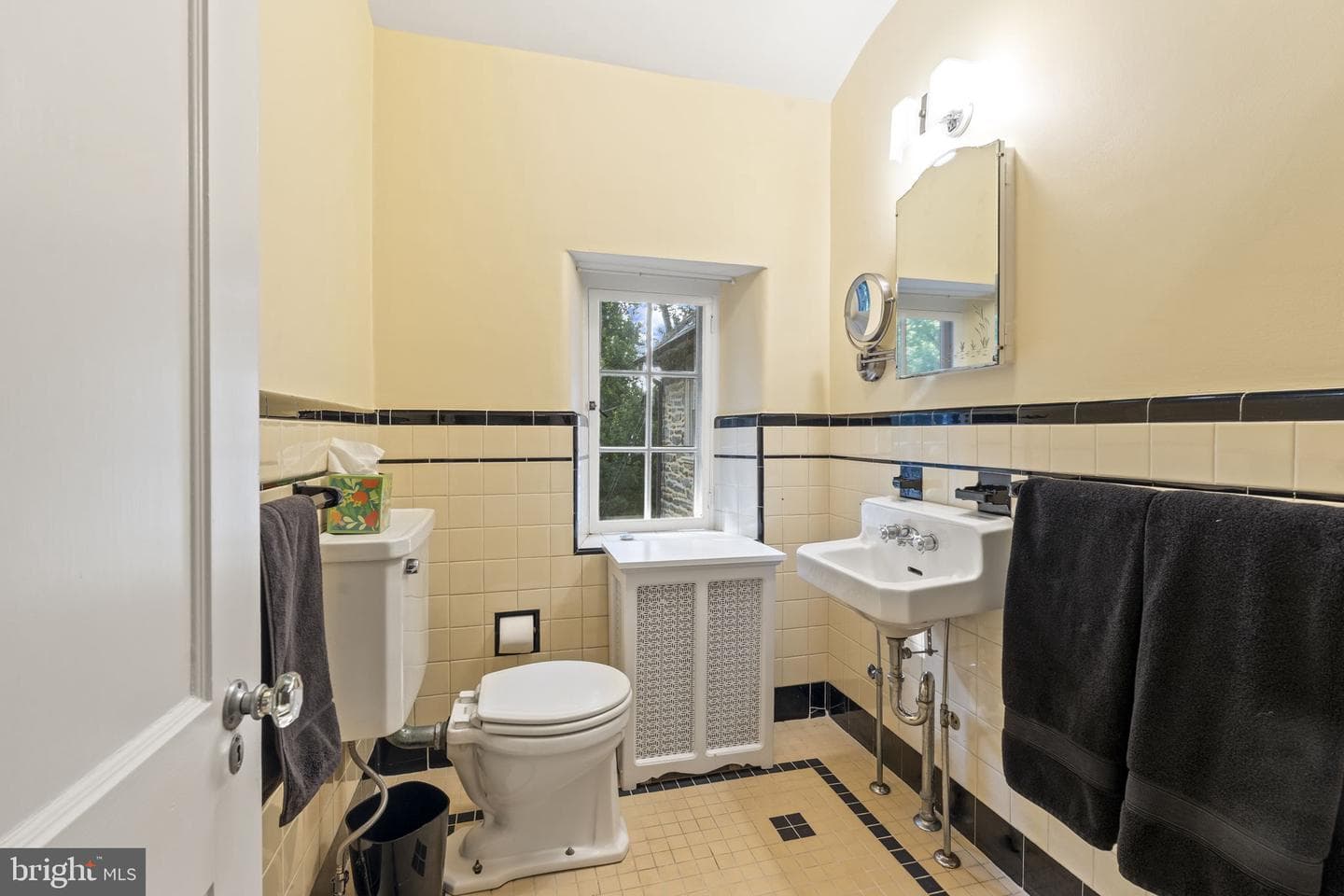 7101 Greene Street photo 34
