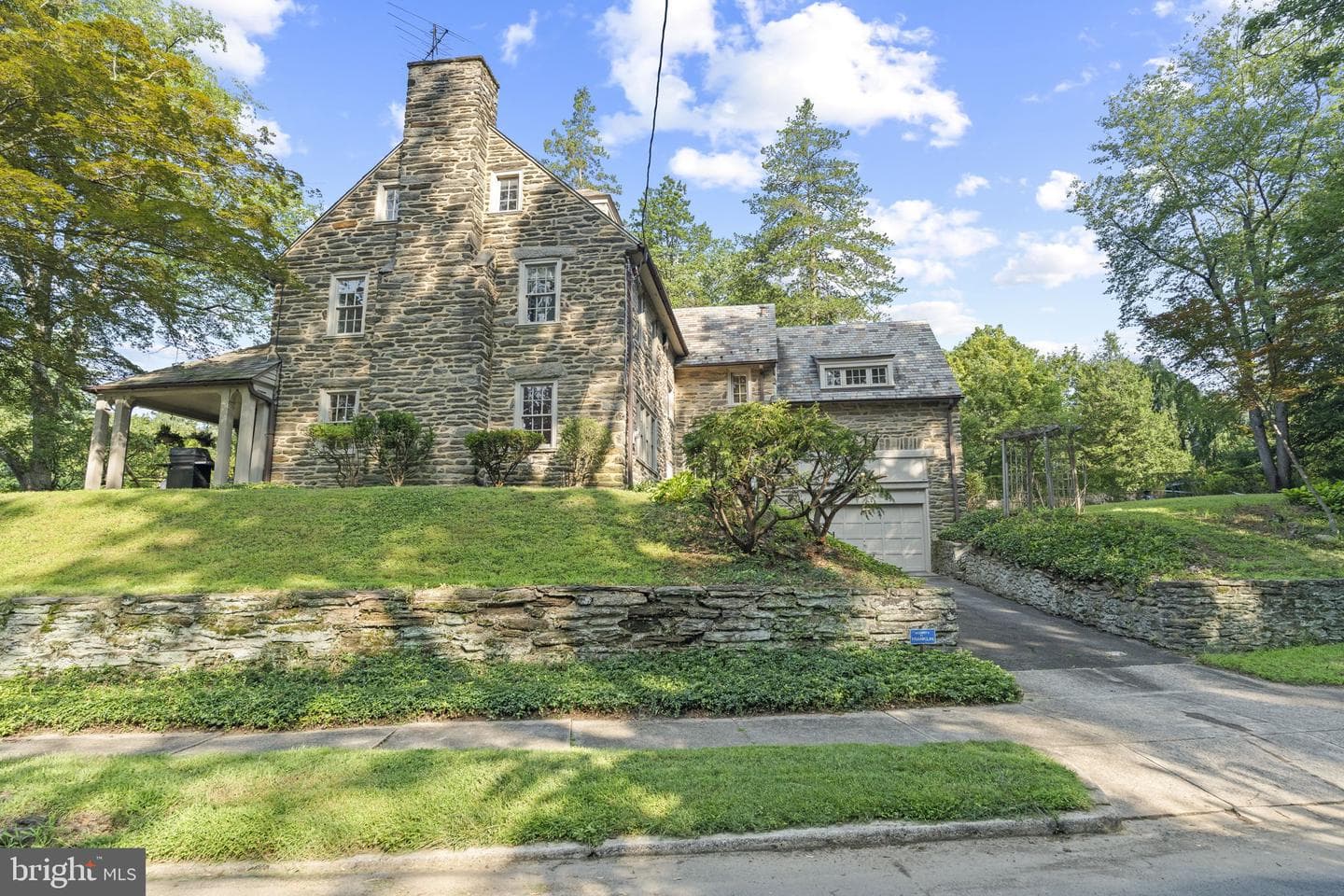7101 Greene Street photo 8