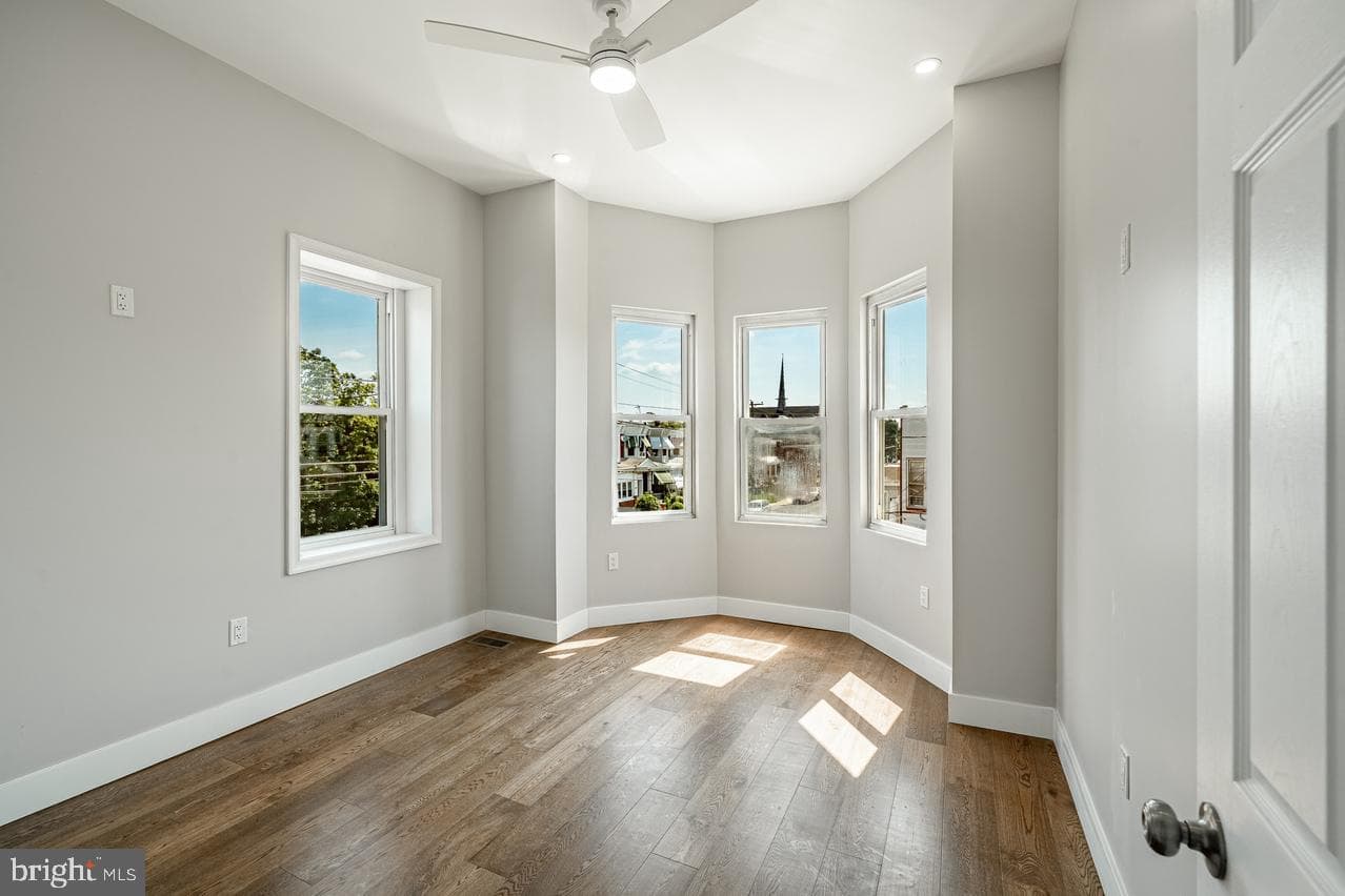 800 S Cecil Street photo 21
