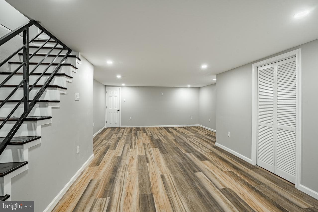 800 S Cecil Street photo 25
