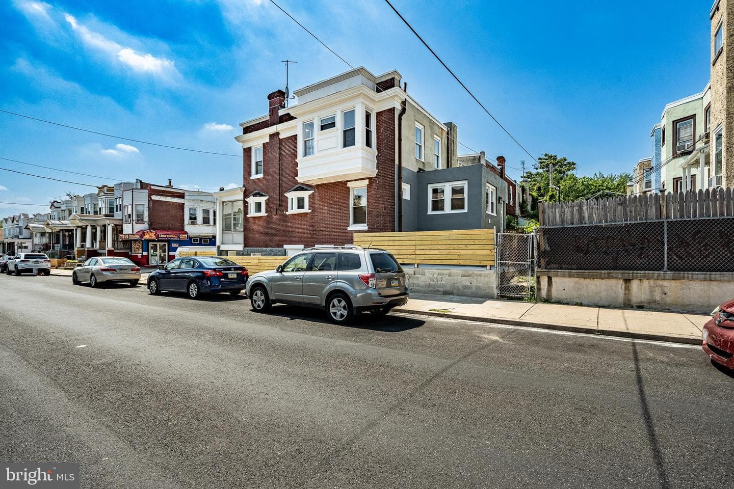 800 S Cecil Street photo 37