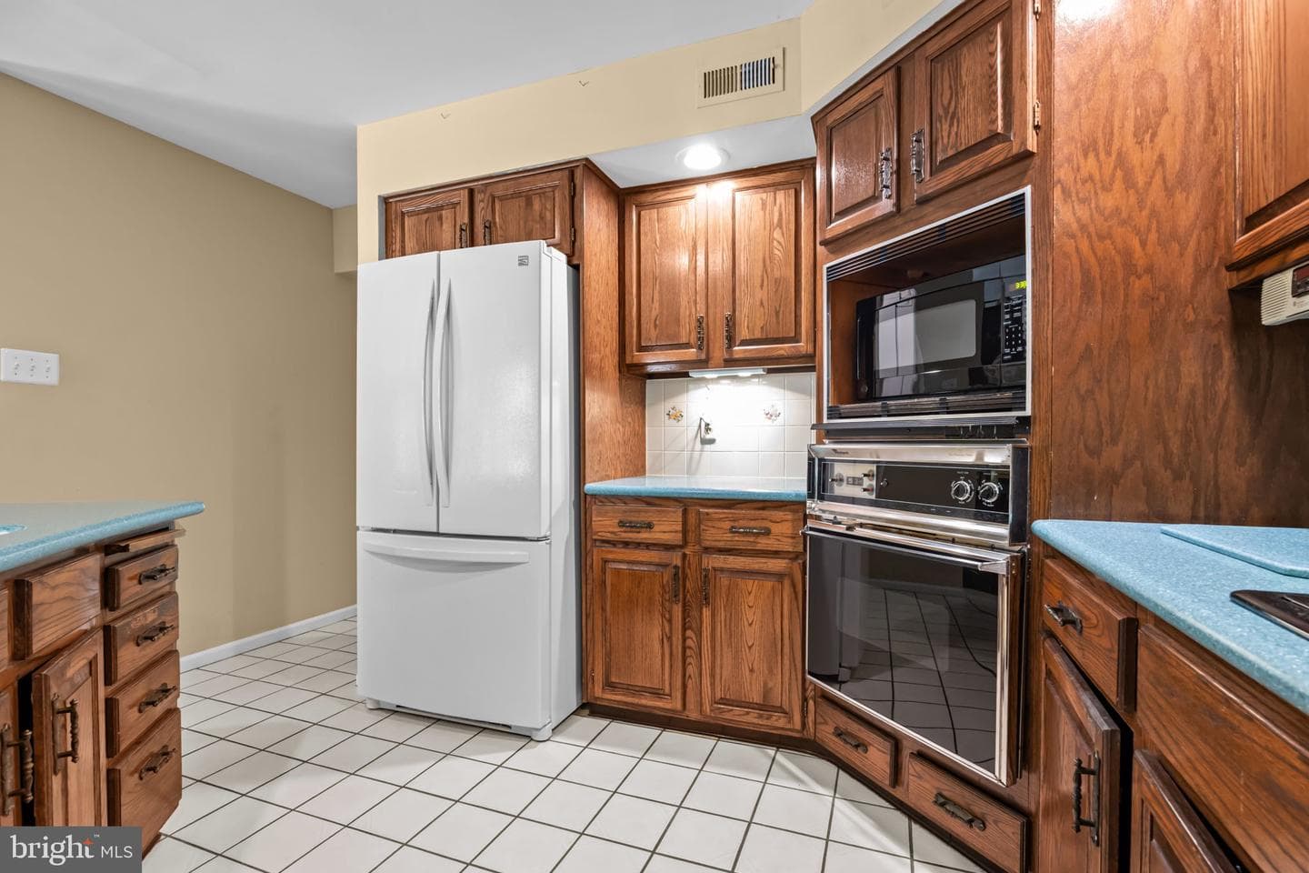 11 S Kings Oak Lane photo 18