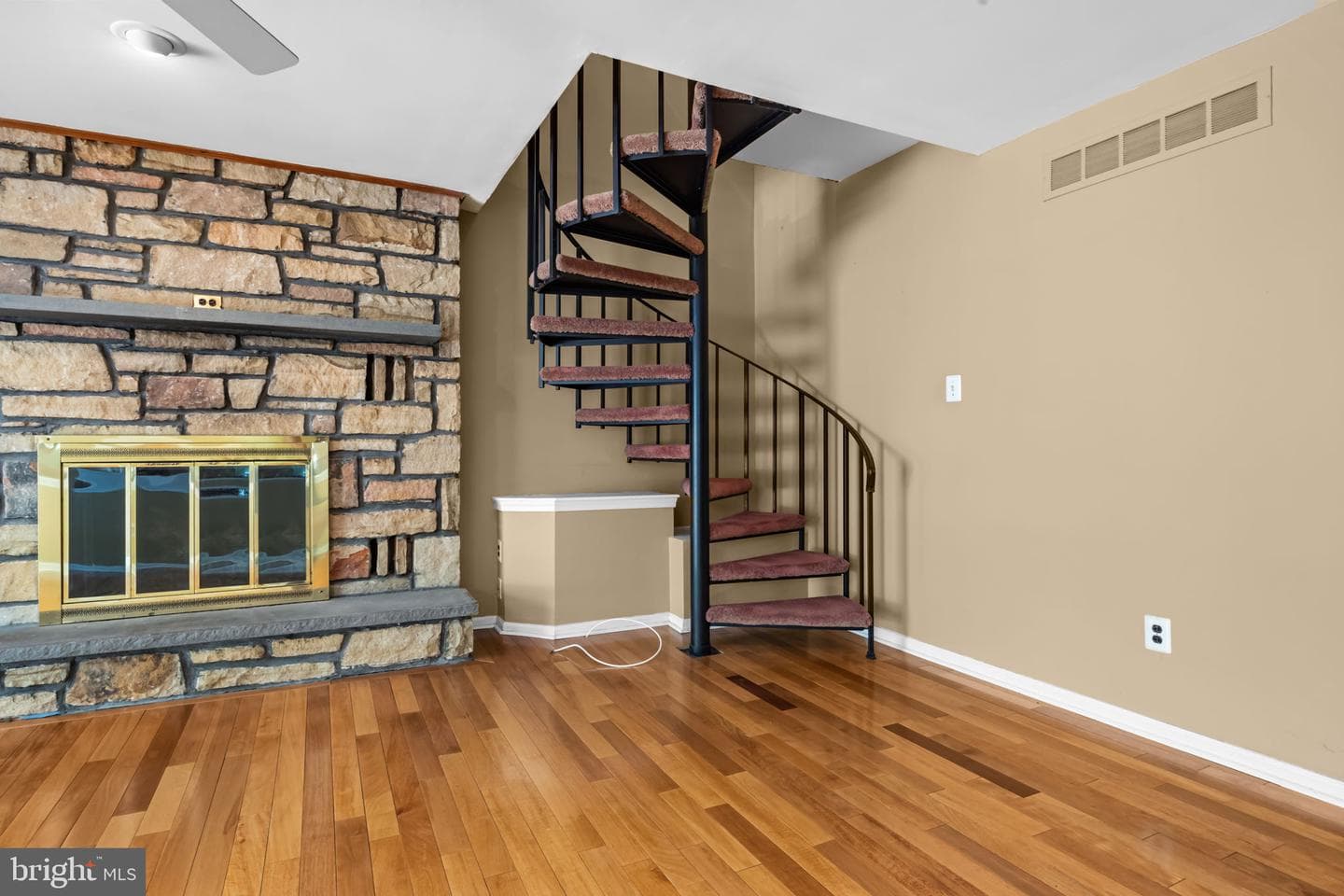 11 S Kings Oak Lane photo 22