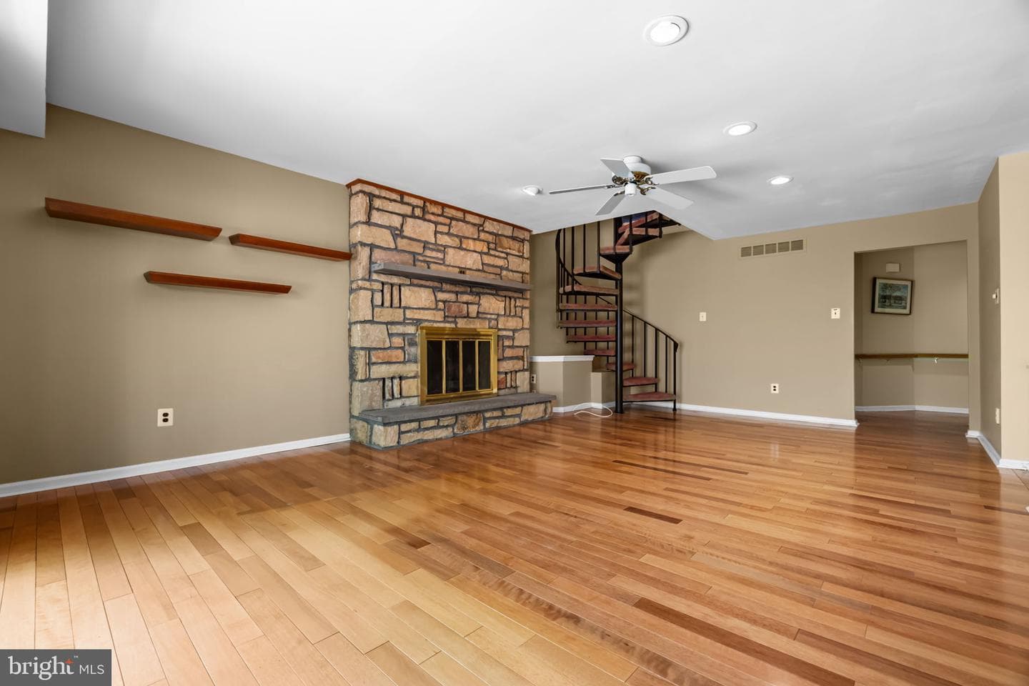 11 S Kings Oak Lane photo 23