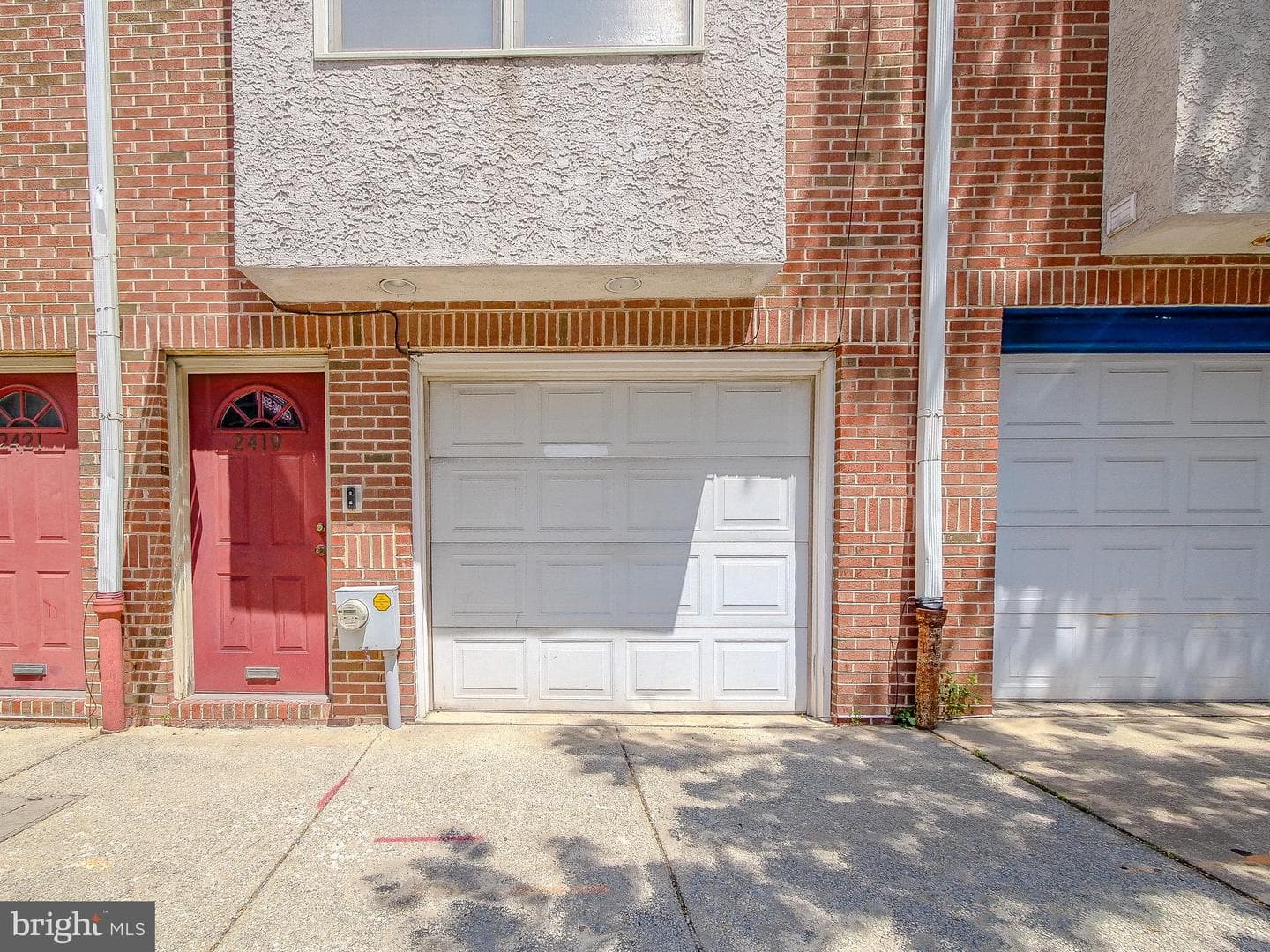 2419 South Street photo 2