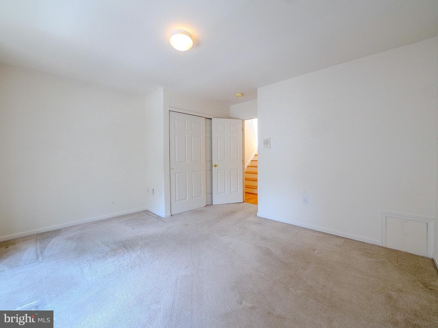 2419 South Street photo 45