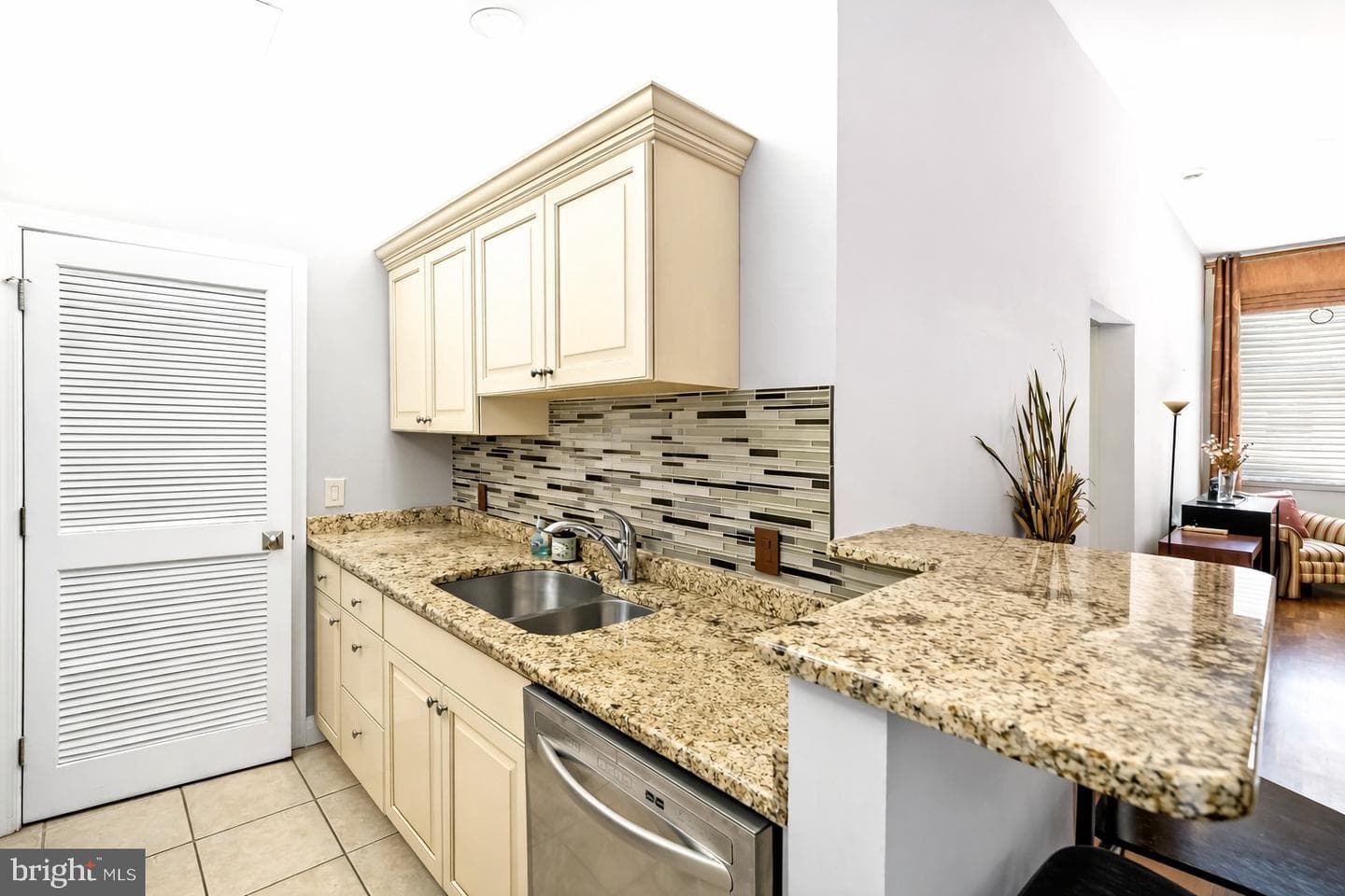 1600 Arch St # 1610 photo 6