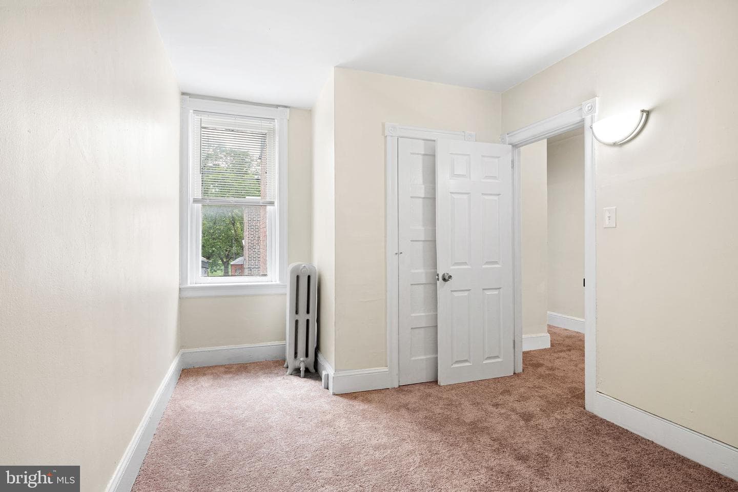 4010 Creston Street photo 9