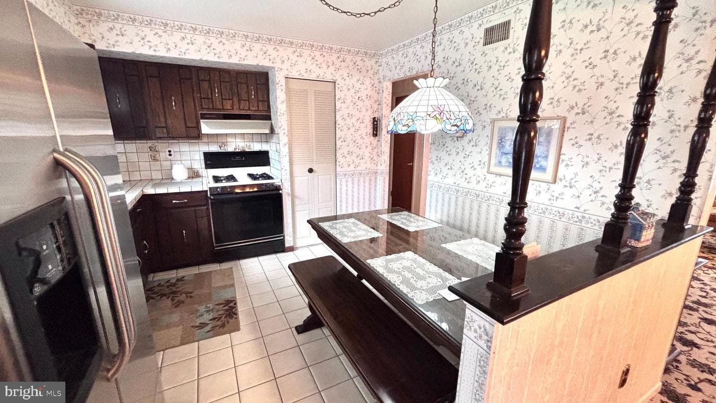 9401 Tulip Street photo 21